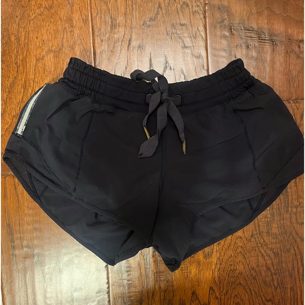 navy lululemon shorts